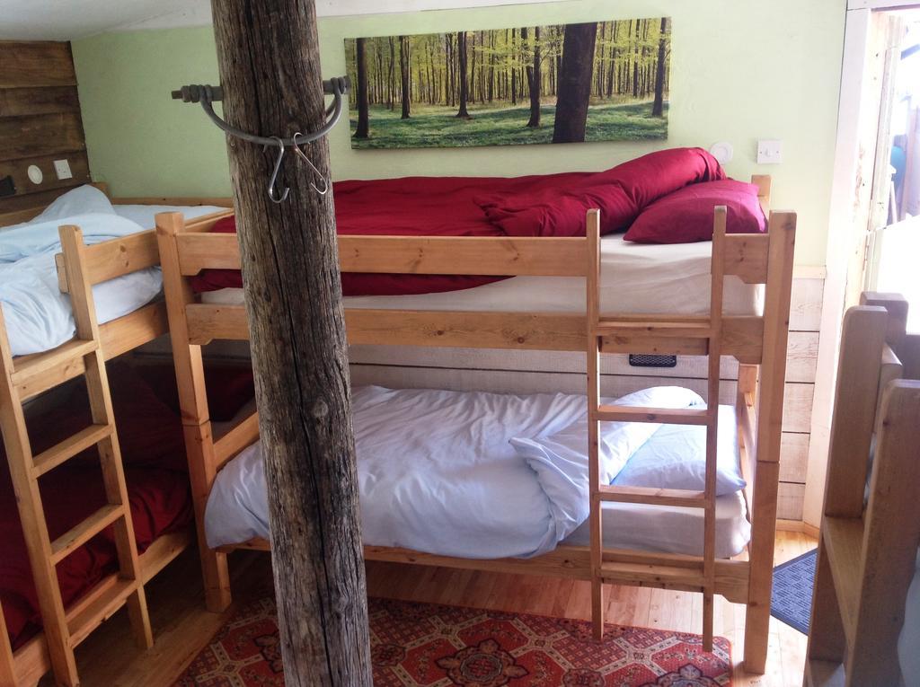Albergue Eden'S Yard Backpackers St Austell Exterior foto